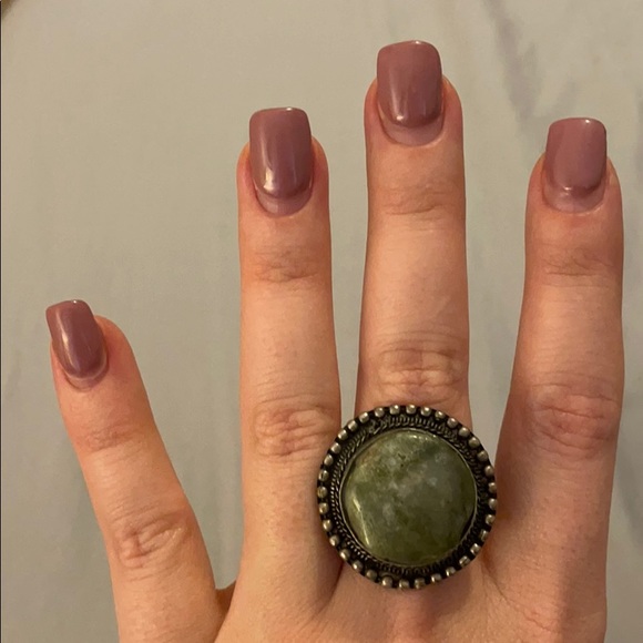 Urban Outfitters adjustable ring - Picture 2 of 3